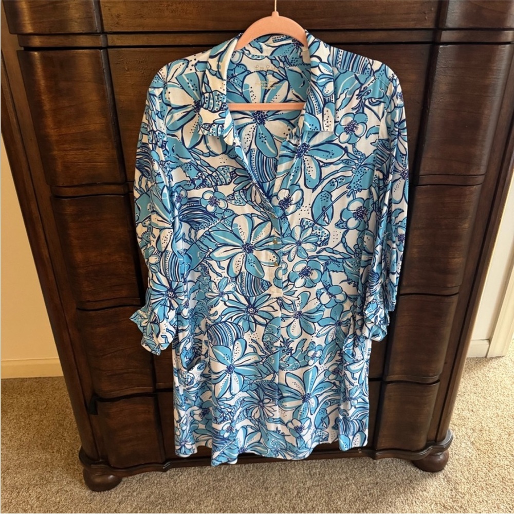 Lilly Pulitzer swing dress with pockets! 
Never worn by me